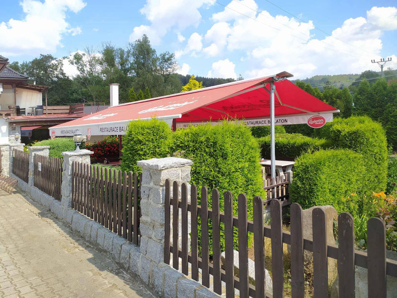Letní terasa restaurace Balaton Rožany Šluknov