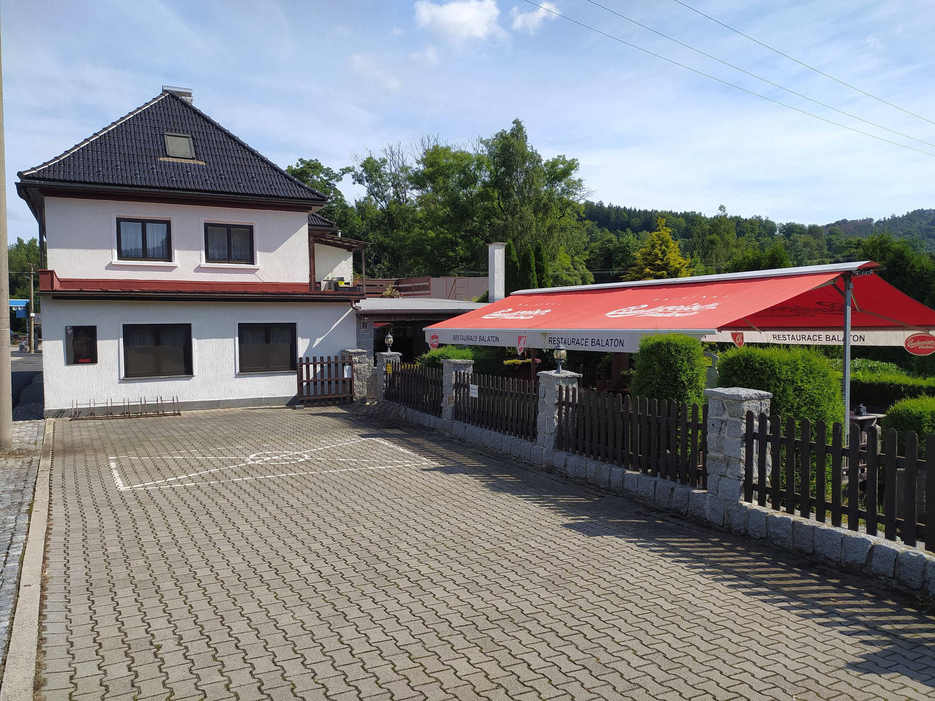 Parkoviště restaurace Balaton Rožany Šluknov